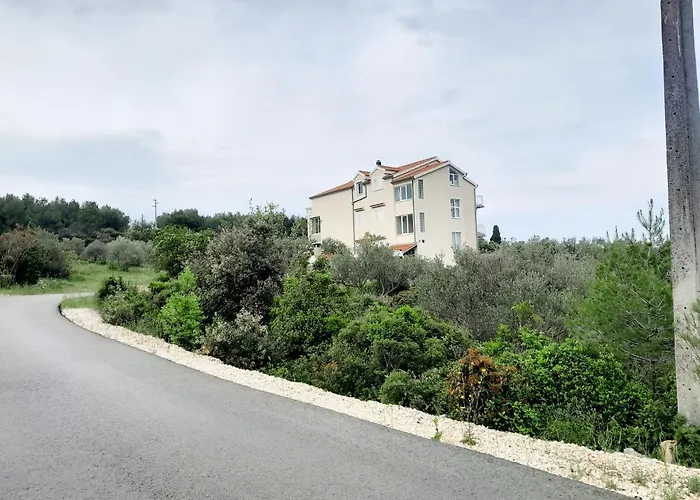 Luxury Mare דירה ברודאריצה