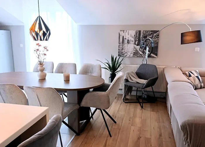 Apartament Luxury Mare *